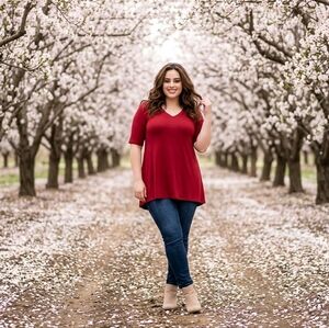 🆕️❤️CRIMSON RED SUPER SOFT FAVORITE TUNIC - V NECK WITH SIDE SLITS❤️